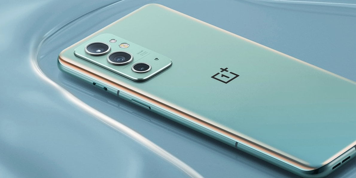 OnePlus представила новую модель 9 RT