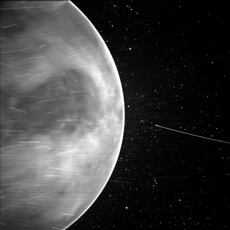 Зонд Parker Solar Probe сделал качественные фото поверхности Венеры