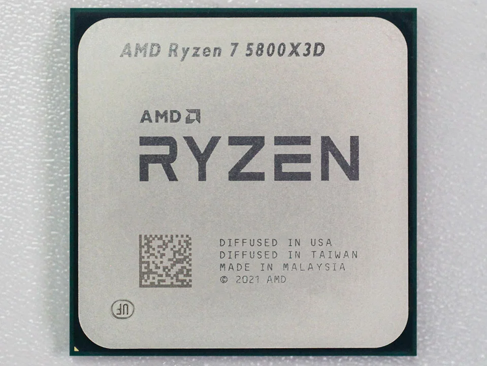 Ryzen 7 5800X3D «переиграл и уничтожил» более дорогой Core i9-12900K