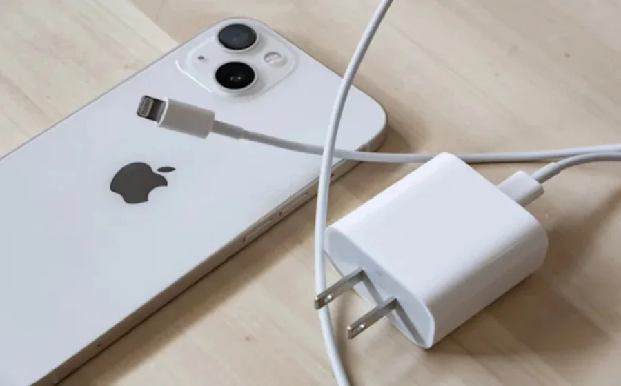 Appeared the first renderings of dual power supply from Apple