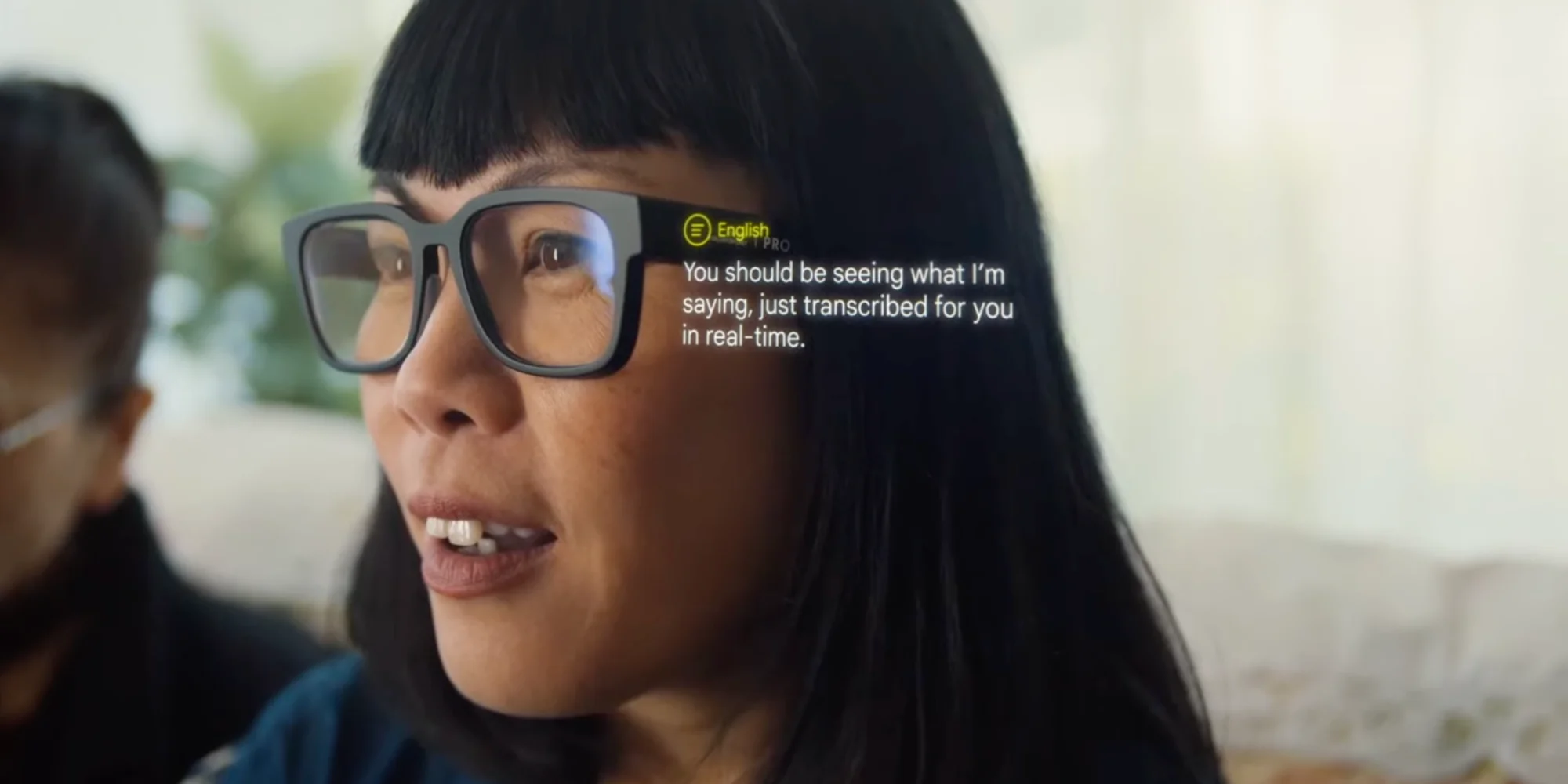 Google demonstrates AR glasses with the function of translating the speech of the interlocutor