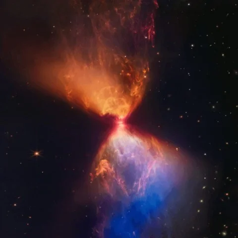 Телескоп James Webb зафиксировал рождение новой звезды
