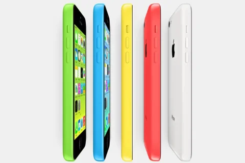 Слухи: iPhone 15 будет внешне похож на iPhone 5c