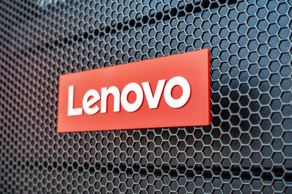 Lenovo presented a functional docking station for laptops