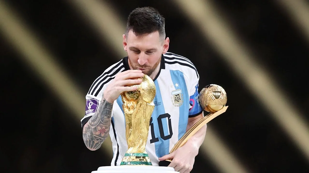Leo Messi defeated the egg