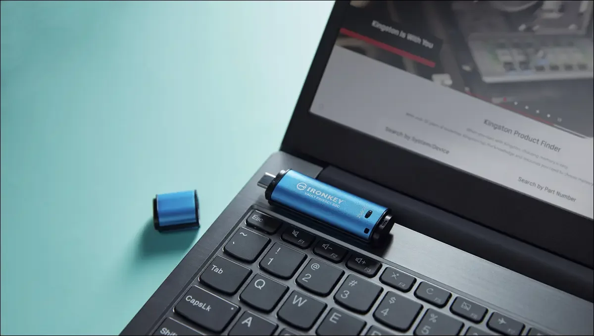 Kingston представила SSD с экраном и четыре криптозащищенных накопителя