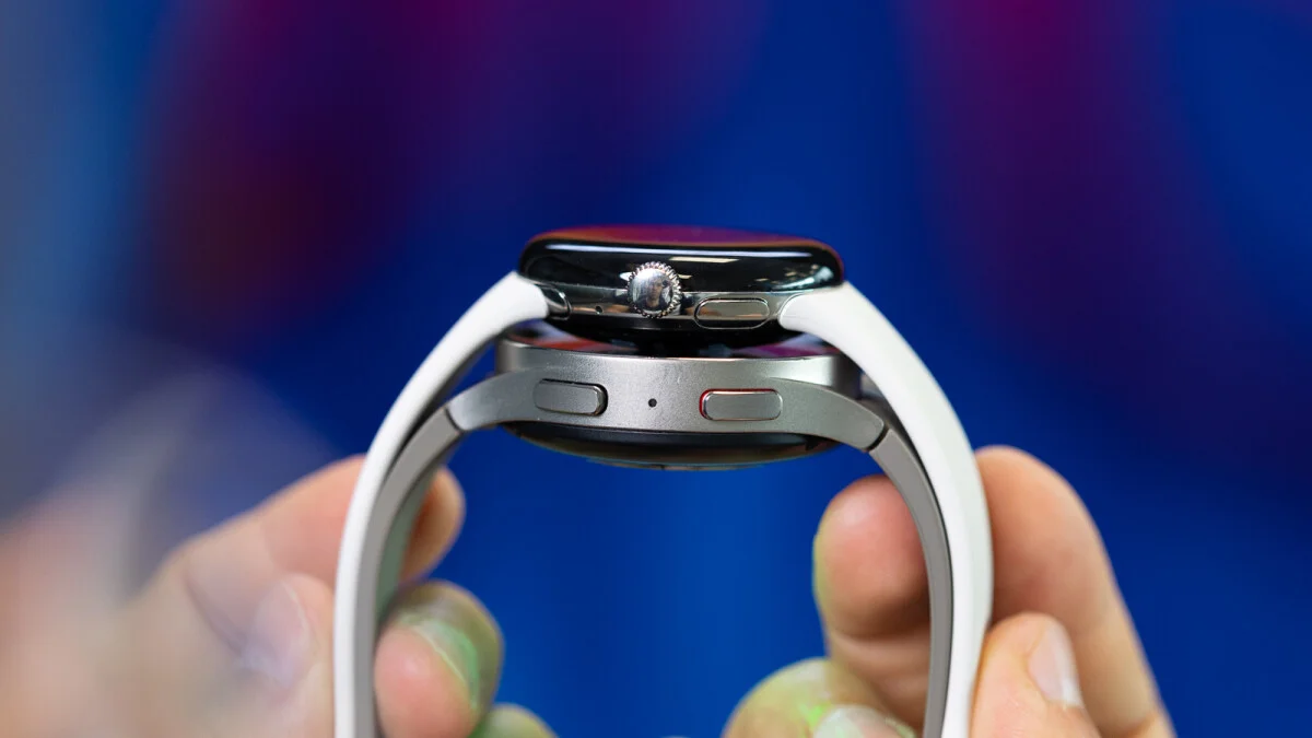 Samsung Galaxy Watch 6 могут получить увеличенную емкость АКБ по сравнению с прошлой моделью линейки