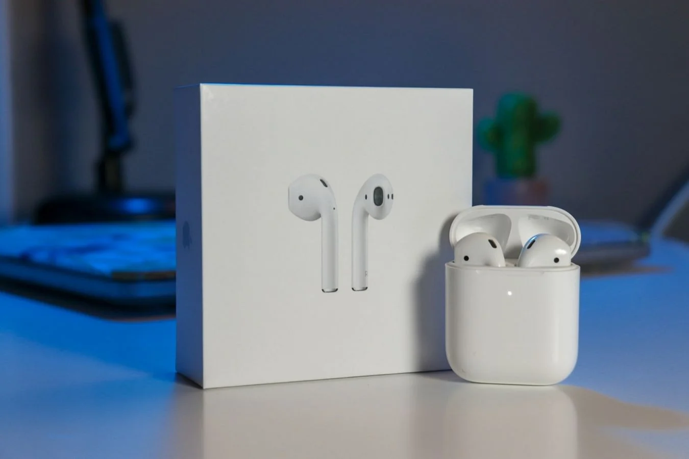 Chinese police bust a large network of counterfeit AirPods production